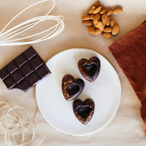 
            
                Load image into Gallery viewer, chocolate-love-bites-almond-organic-lifestyle
            
        